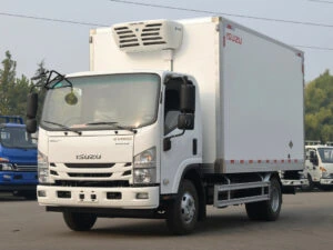 Chiller truck for rent in Abu Dhabi – temperature-controlled transport for food, dairy, and pharmaceuticals