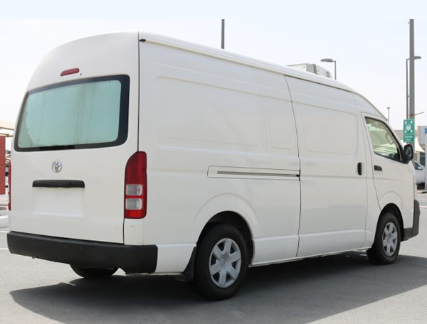 Freezer van rental near me in UAE for frozen meat, dairy, and ice cream delivery